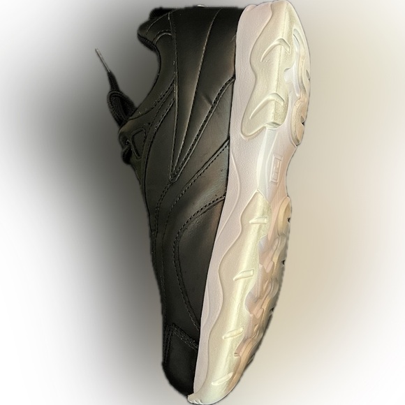 Women's Fila Ray 014 Leather Sneakers BLACK / FILA RED / WHITE, W8 - Picture 4 of 7